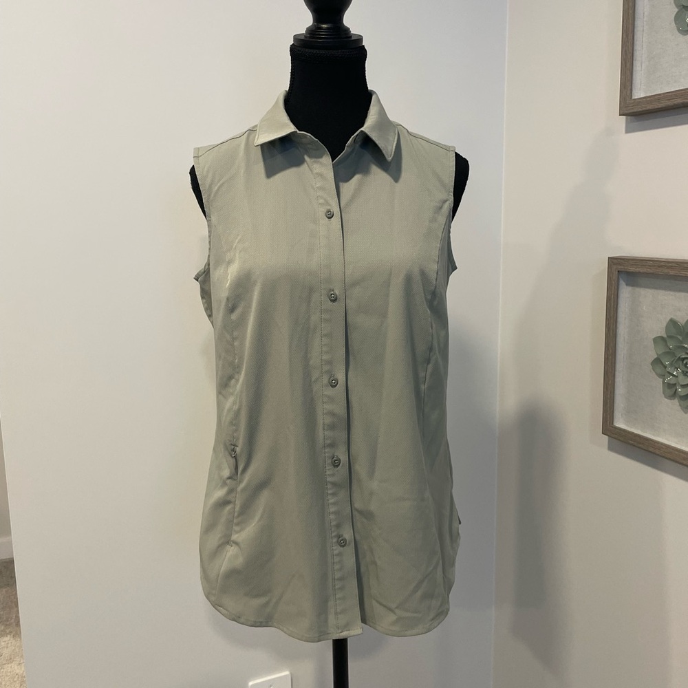 Never Worn! Eddie Bauer Sage Green Sleeveless Button Down Tech Shirt